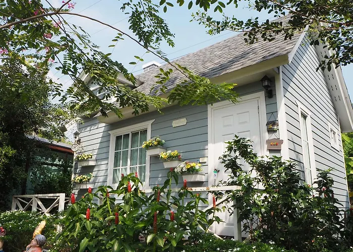 Baan Sai Nam ที่พักพร้อมอาหารเช้า 4*