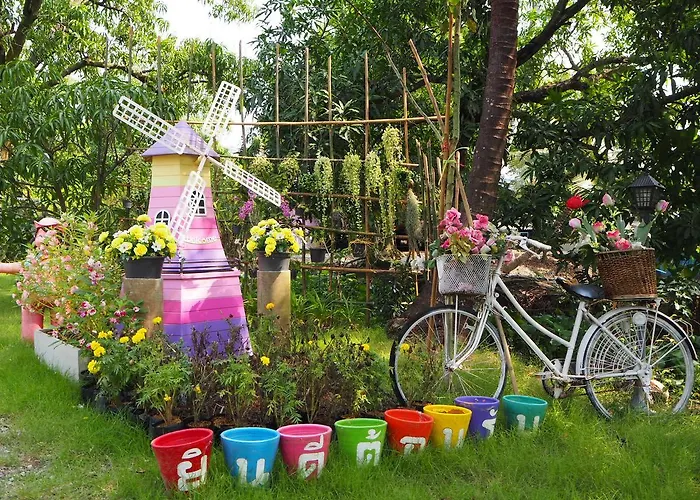 Baan Sai Nam ที่พักพร้อมอาหารเช้า